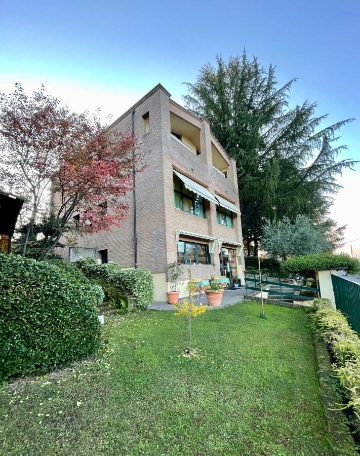 Hotel Visconti Cardano Al Campo Εξωτερικό φωτογραφία